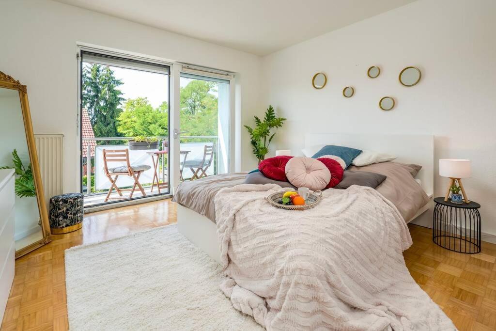 Eg Rechts -Wunderschone 80M² Grosse 3-Zimmer City Wohnung Nahe Salzburg Freilassing Esterno foto