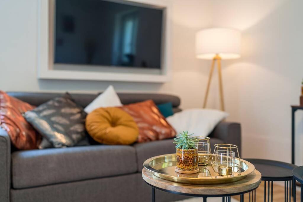 Eg Rechts -Wunderschone 80M² Grosse 3-Zimmer City Wohnung Nahe Salzburg Freilassing Esterno foto